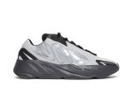 adidas Yeezy Boost 700 MNVN ‚Metallic Silver‘ GW9524 Skidge Store
