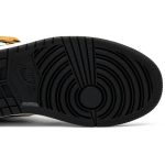 air_jordan_1_retro_high_og__rookie_of_the_year__55_0_95293.jpeg