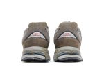 New Balance 2002R ‚Pouch – Castle Grey‘ M2002RVA