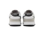 Nike Dunk Low ‚Stencil Swoosh‘ FD0661-100