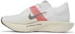nike_zoomx_vaporfly_next__3__eliud_kipchoge__fd655_0_25997.jpeg