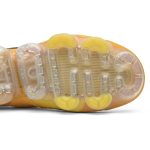 women__nike_air_vapormax_moc_2_university_gold_aj_0_99244.jpeg